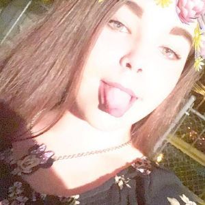 Meet your Posher, Lakin